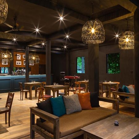 Locale Hotel Weligama Eksteriør billede